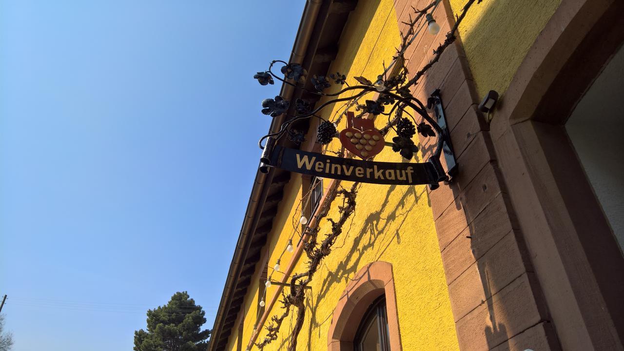 Hotel Restaurant Hambacher Winzer Neustadt an der Weinstraße Buitenkant foto